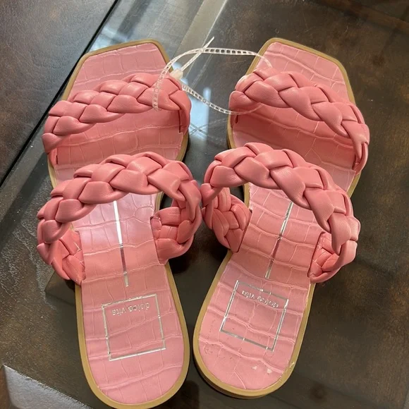 Dolce Vita
Indy Braided Flat Square Toe Sandals - Picture 5 of 8